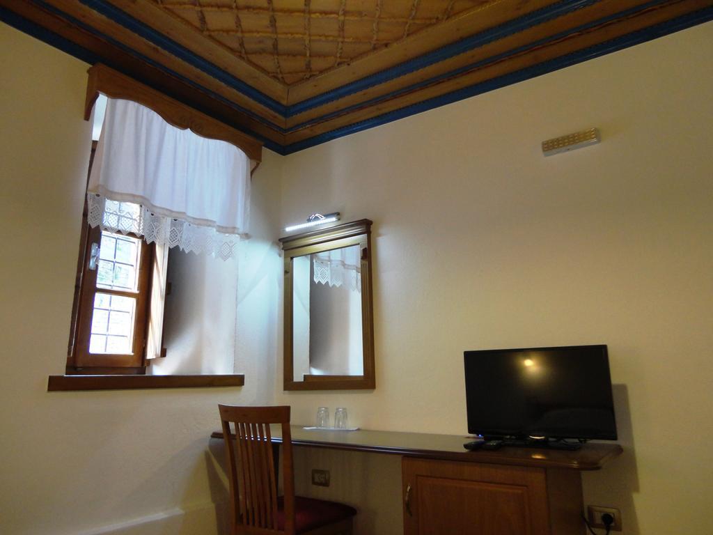Hotel Kalemi 2 Gjirokaster Luaran gambar
