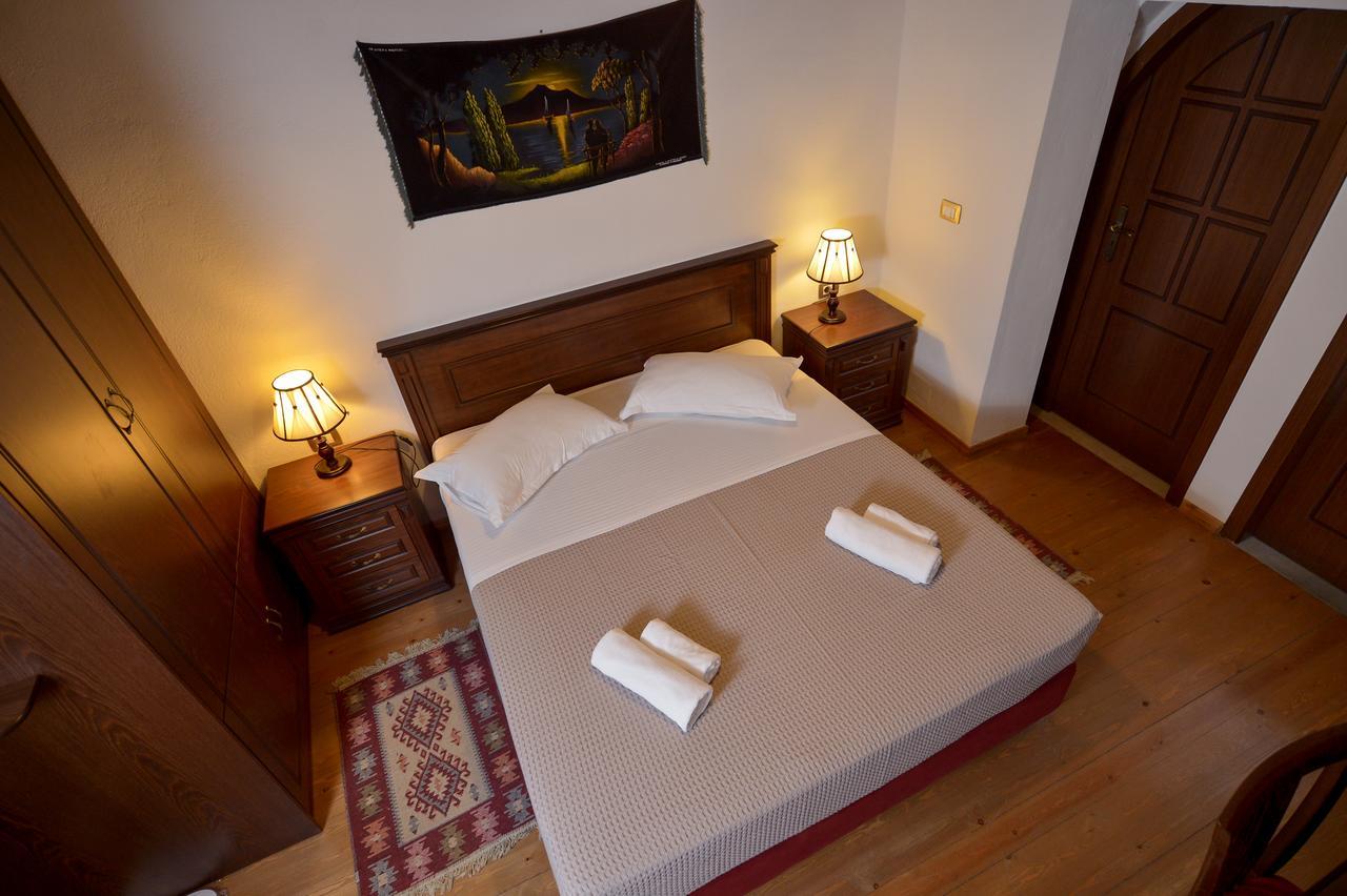 Hotel Kalemi 2 Gjirokaster Luaran gambar