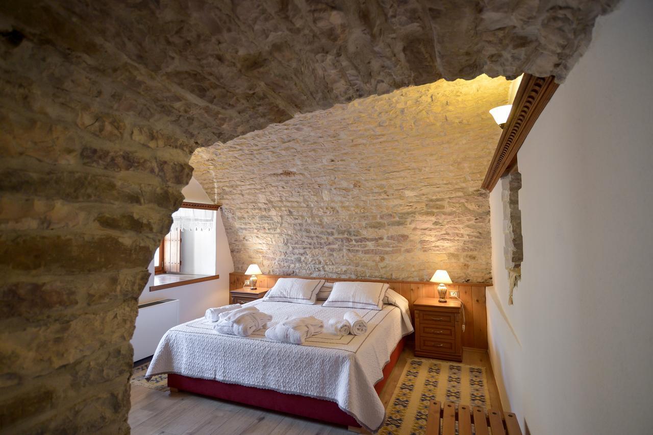 Hotel Kalemi 2 Gjirokaster Luaran gambar