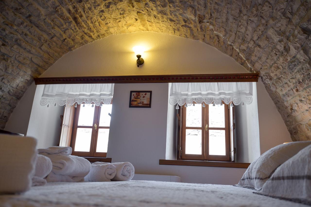 Hotel Kalemi 2 Gjirokaster Luaran gambar