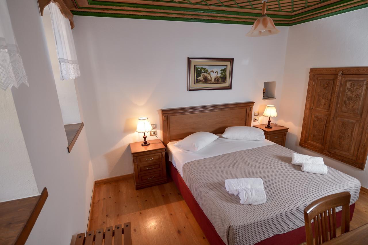 Hotel Kalemi 2 Gjirokaster Luaran gambar