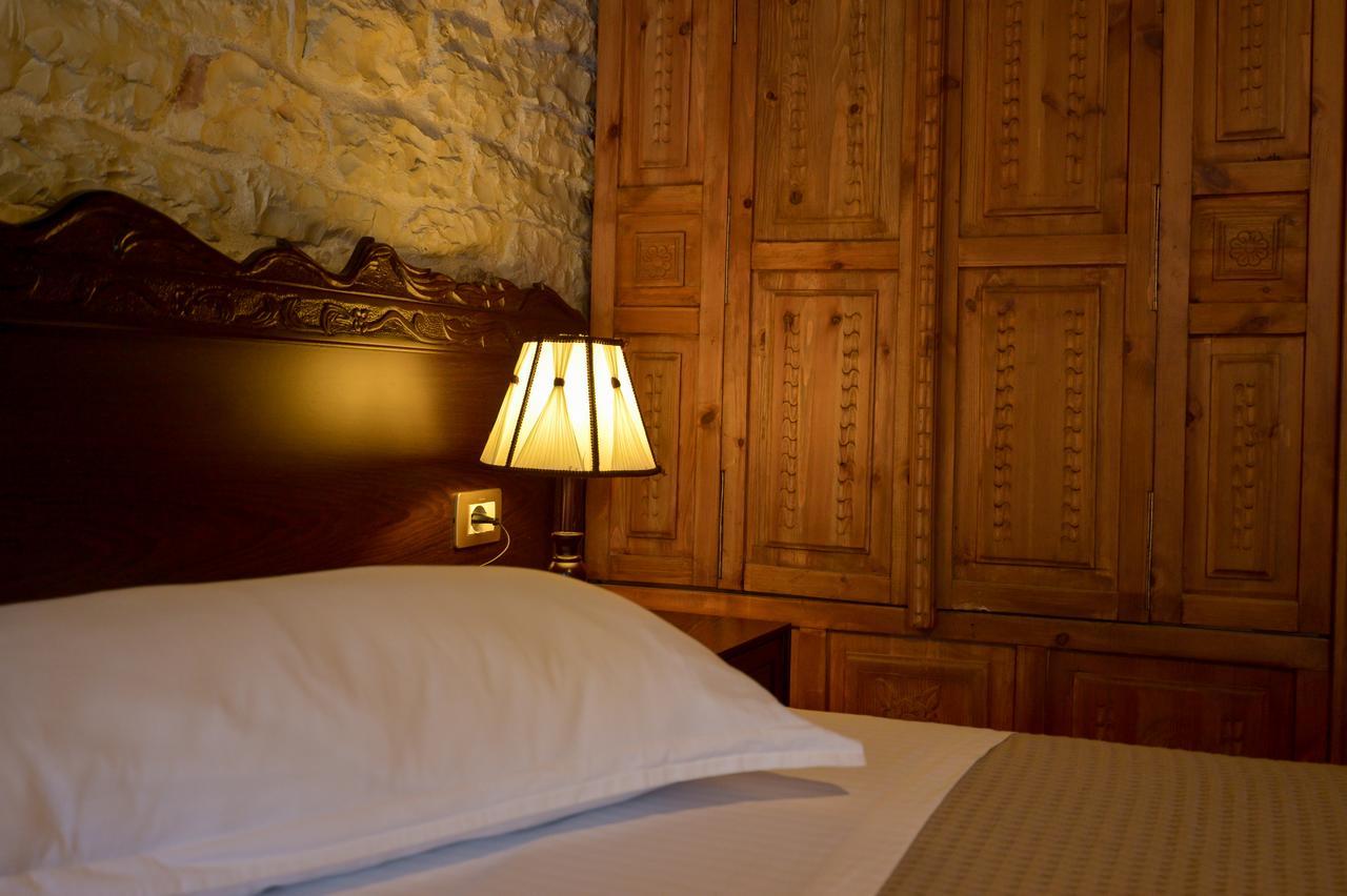 Hotel Kalemi 2 Gjirokaster Luaran gambar